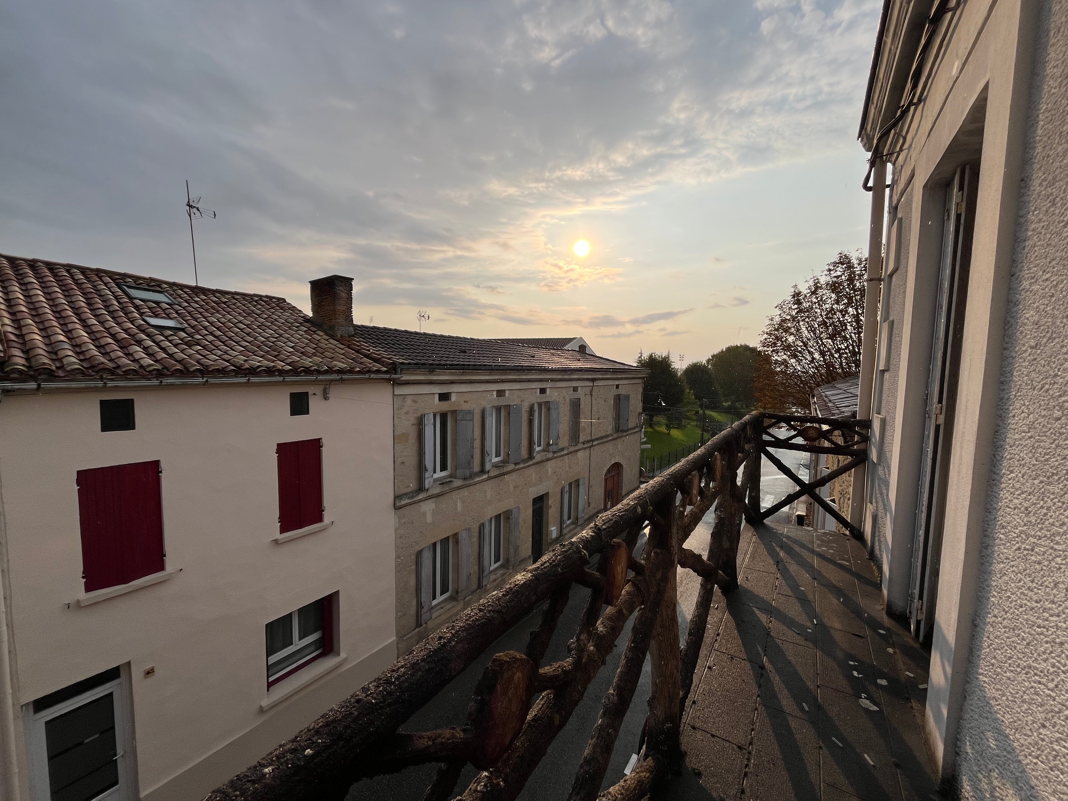 Charmante Maison de Village - PELLEGRUE